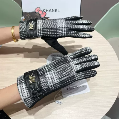 Cheap Christian Dior Gloves For Women #1287863 Replica Wholesale [$38.00 USD] [ITEM#1287863] on Replica Christian Dior Gloves