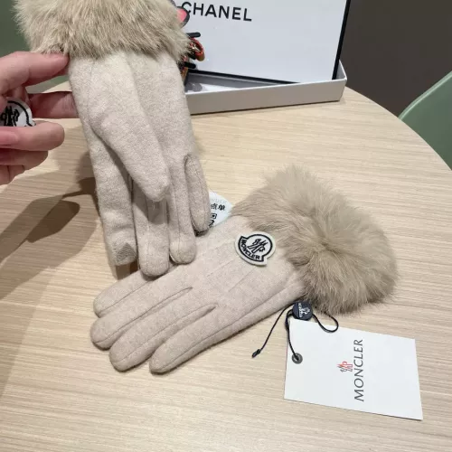 Cheap Prada Gloves #1287886 Replica Wholesale [$42.00 USD] [ITEM#1287886] on Replica Prada Gloves