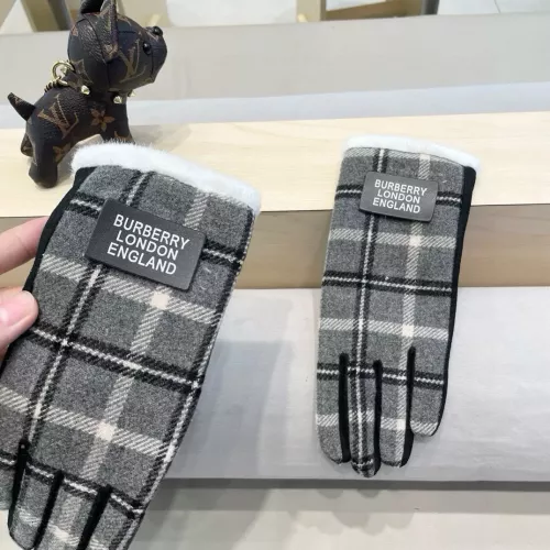 Cheap Burberry Gloves #1287900 Replica Wholesale [$42.00 USD] [ITEM#1287900] on Replica Burberry Gloves