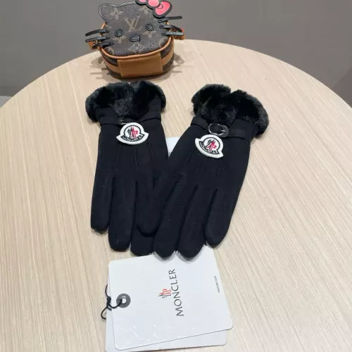 Cheap Moncler Gloves #1287928 Replica Wholesale [$34.00 USD] [ITEM#1287928] on Replica Moncler Gloves