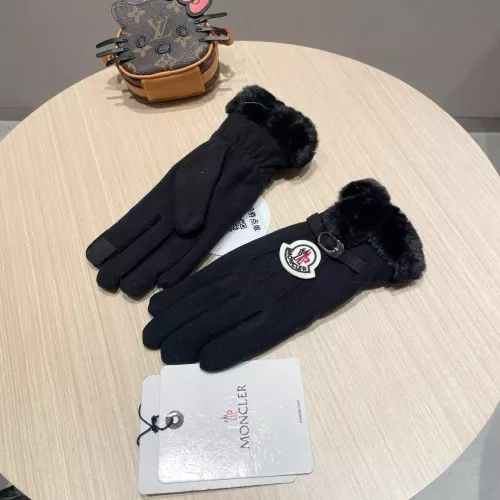 Cheap Moncler Gloves #1287928 Replica Wholesale [$34.00 USD] [ITEM#1287928] on Replica Moncler Gloves