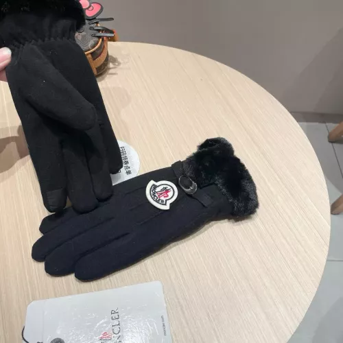 Cheap Moncler Gloves #1287928 Replica Wholesale [$34.00 USD] [ITEM#1287928] on Replica Moncler Gloves