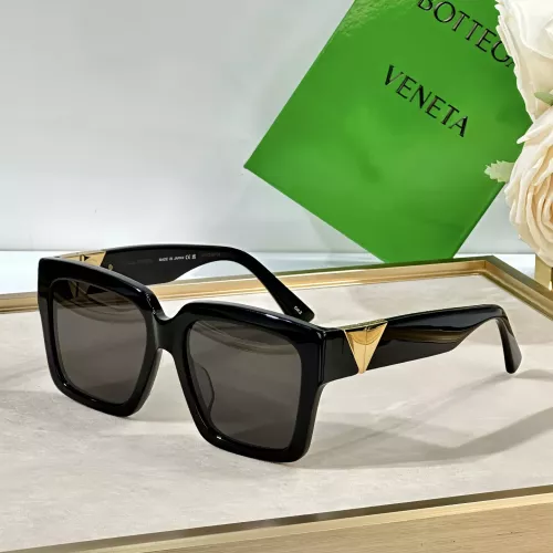 Bottega Veneta AAA Quality Sunglasses #1288334