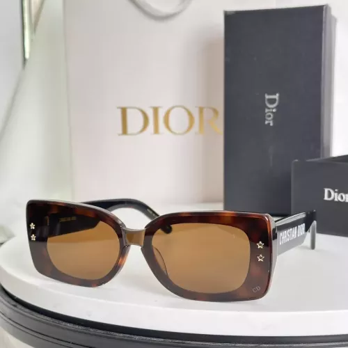 Christian Dior AAA Quality Sunglasses #1288438