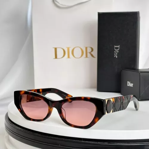 Christian Dior AAA Quality Sunglasses #1288443