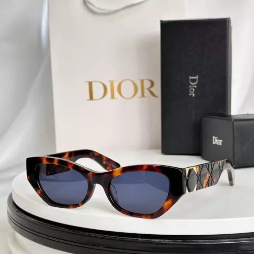 Christian Dior AAA Quality Sunglasses #1288446