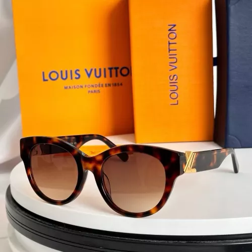 Louis Vuitton AAA Quality Sunglasses #1288601