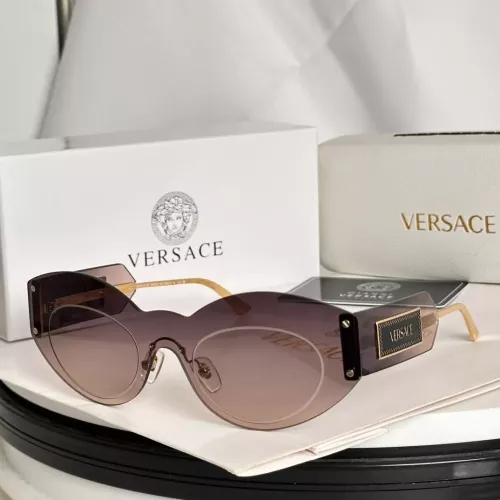 Versace AAA Quality Sunglasses #1288742