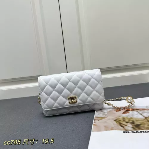 Chanel AAA Quality Messenger Bags For Women #1289583