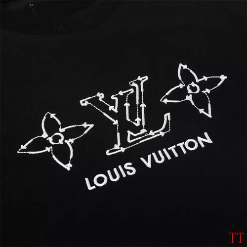 Cheap Louis Vuitton LV T-Shirts Short Sleeved For Unisex #1289669 Replica Wholesale [$32.00 USD] [ITEM#1289669] on Replica Louis Vuitton LV T-Shirts