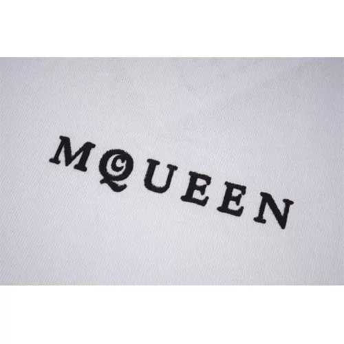 Cheap Alexander McQueen T-shirts Short Sleeved For Unisex #1289695 Replica Wholesale [$32.00 USD] [ITEM#1289695] on Replica Alexander McQueen T-shirts