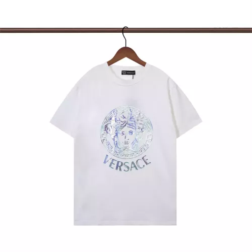 Cheap Versace T-Shirts Short Sleeved For Unisex #1289726 Replica Wholesale [$32.00 USD] [ITEM#1289726] on Replica Versace T-Shirts