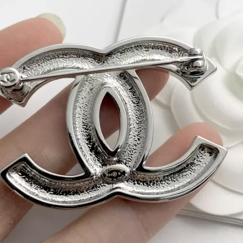 Cheap Chanel Brooches For Women #1290143 Replica Wholesale [$34.00 USD] [ITEM#1290143] on Replica Chanel Brooches