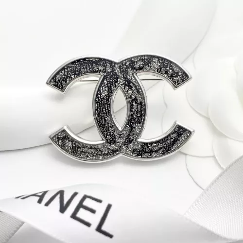 Cheap Chanel Brooches For Women #1290143 Replica Wholesale [$34.00 USD] [ITEM#1290143] on Replica Chanel Brooches