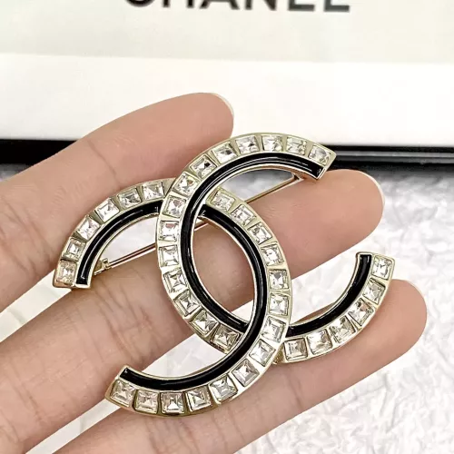 Cheap Chanel Brooches For Women #1290511 Replica Wholesale [$36.00 USD] [ITEM#1290511] on Replica Chanel Brooches