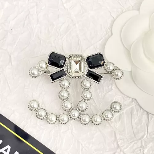 Chanel Brooches For Women #1290513