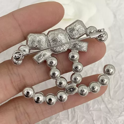 Cheap Chanel Brooches For Women #1290513 Replica Wholesale [$36.00 USD] [ITEM#1290513] on Replica Chanel Brooches