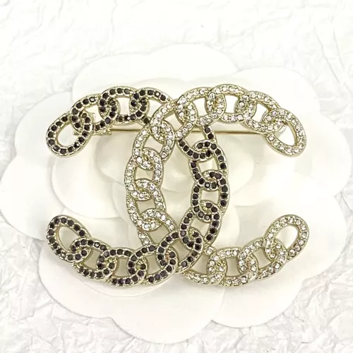 Chanel Brooches For Women #1290585