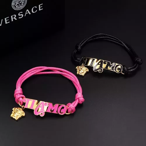 Cheap Versace Bracelets #1290988 Replica Wholesale [$25.00 USD] [ITEM#1290988] on Replica Versace Bracelets