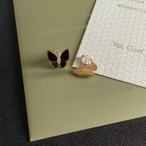 Cheap Van Cleef &amp; Arpels Earrings For Women #1290991 Replica Wholesale [$32.00 USD] [ITEM#1290991] on Replica Van Cleef &amp; Arpels Earrings