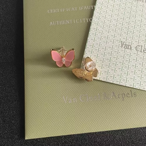 Cheap Van Cleef &amp; Arpels Earrings For Women #1290992 Replica Wholesale [$32.00 USD] [ITEM#1290992] on Replica Van Cleef &amp; Arpels Earrings