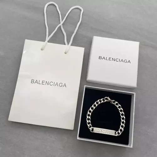 Cheap Balenciaga Bracelets #1291627 Replica Wholesale [$25.00 USD] [ITEM#1291627] on Replica Balenciaga Bracelets