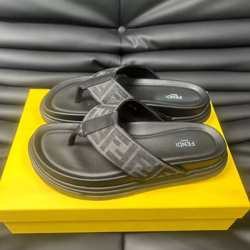 Fendi Slippers For Men #1292119