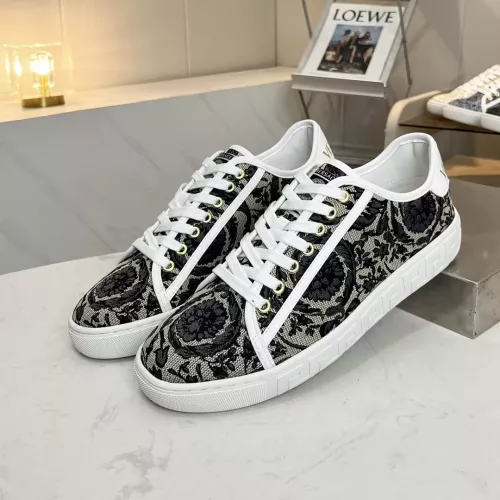 Versace Casual Shoes For Men #1292152