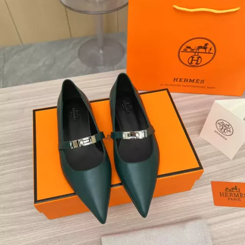 Cheap Hermes Flat Shoes For Women #1293090 Replica Wholesale [$102.00 USD] [ITEM#1293090] on Replica Hermes Flat Shoes