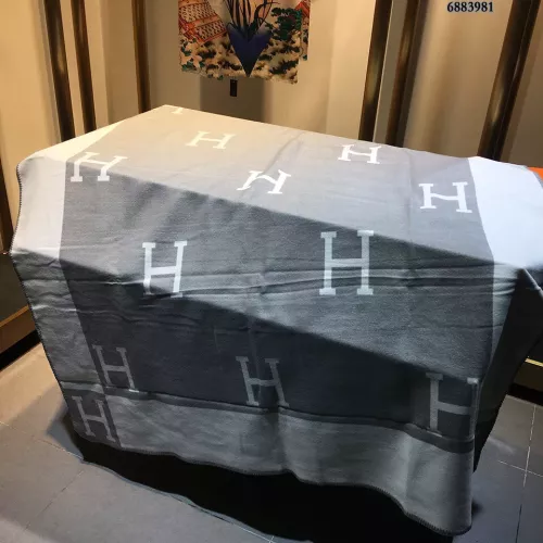 Cheap Hermes Blanket #1293799 Replica Wholesale [$72.00 USD] [ITEM#1293799] on Replica Hermes Blanket