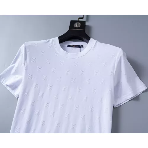 Cheap Louis Vuitton LV T-Shirts Short Sleeved For Men #1294438 Replica Wholesale [$25.00 USD] [ITEM#1294438] on Replica Louis Vuitton LV T-Shirts