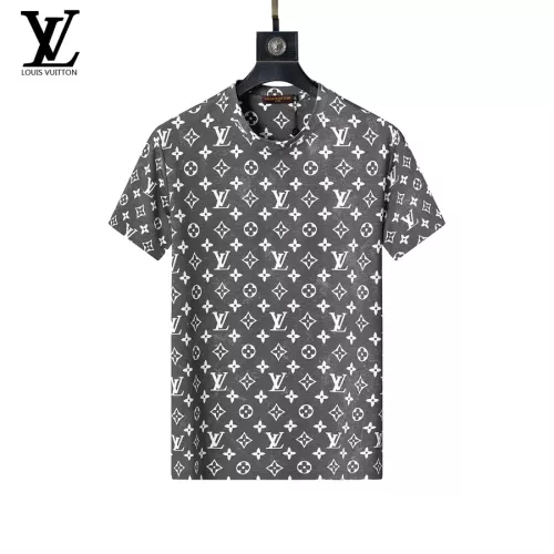 Cheap Louis Vuitton LV Tracksuits Short Sleeved For Men #1294529 Replica Wholesale [$48.00 USD] [ITEM#1294529] on Replica Louis Vuitton LV Tracksuits