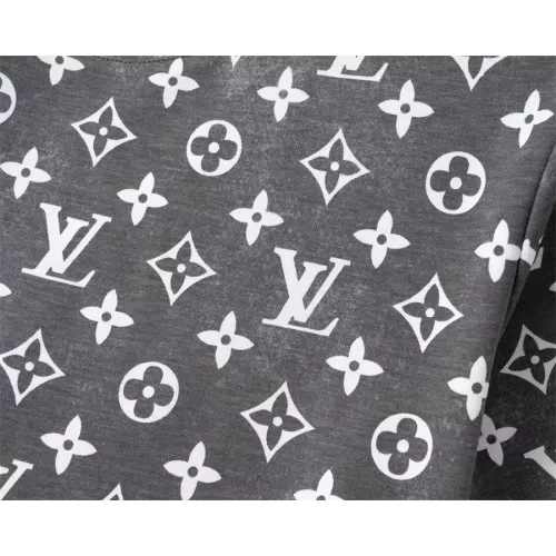 Cheap Louis Vuitton LV Tracksuits Short Sleeved For Men #1294529 Replica Wholesale [$48.00 USD] [ITEM#1294529] on Replica Louis Vuitton LV Tracksuits