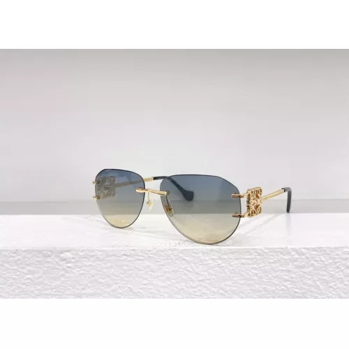 LOEWE AAA Quality Sunglasses #1295095