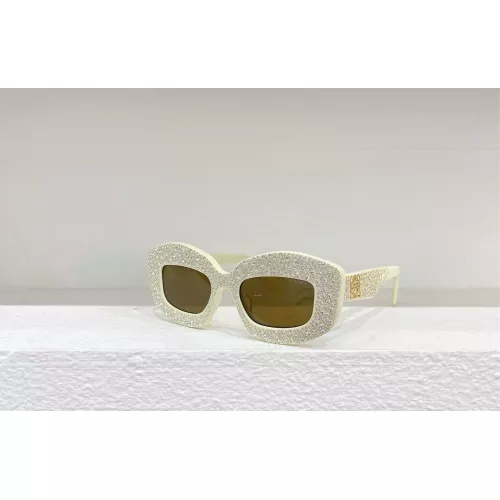 LOEWE AAA Quality Sunglasses #1295102