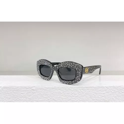 LOEWE AAA Quality Sunglasses #1295104