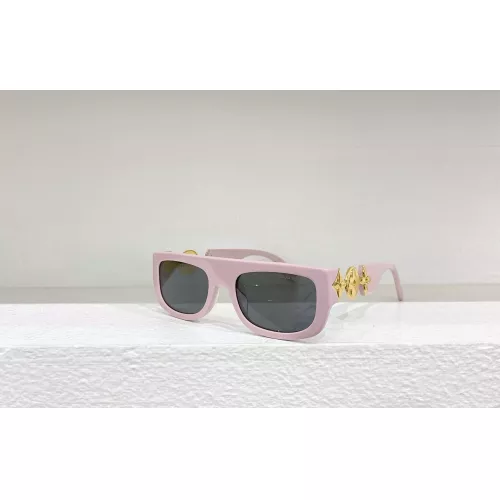 Louis Vuitton AAA Quality Sunglasses #1295153