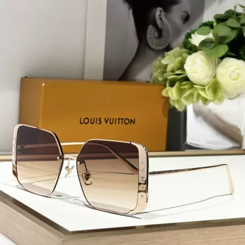 Louis Vuitton AAA Quality Sunglasses #1295179