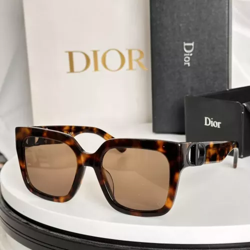 Christian Dior AAA Quality Sunglasses #1295643