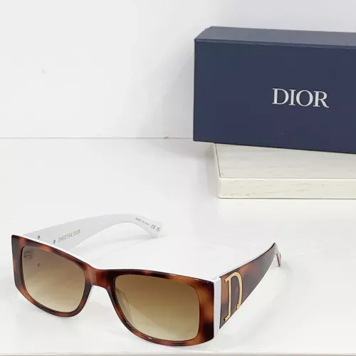 Christian Dior AAA Quality Sunglasses #1295685