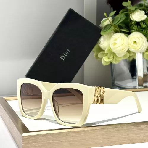 Christian Dior AAA Quality Sunglasses #1295702