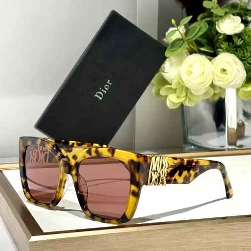 Christian Dior AAA Quality Sunglasses #1295704