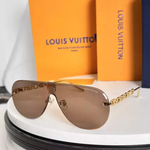 Louis Vuitton AAA Quality Sunglasses #1295878