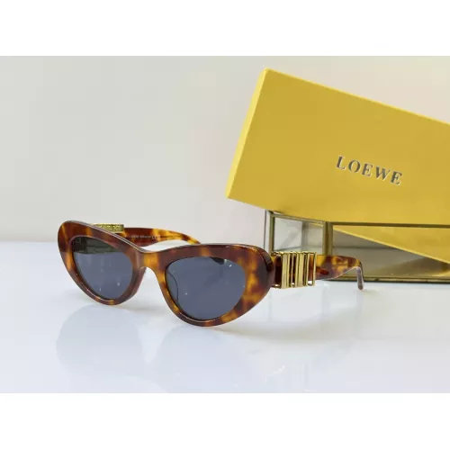 LOEWE AAA Quality Sunglasses #1295896