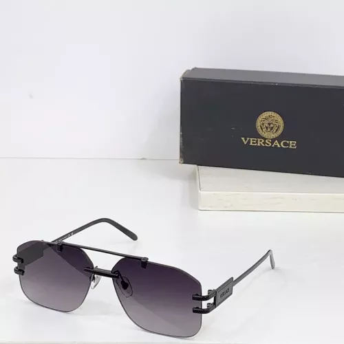 Versace AAA Quality Sunglasses #1296267