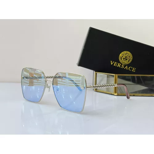 Versace AAA Quality Sunglasses #1296306