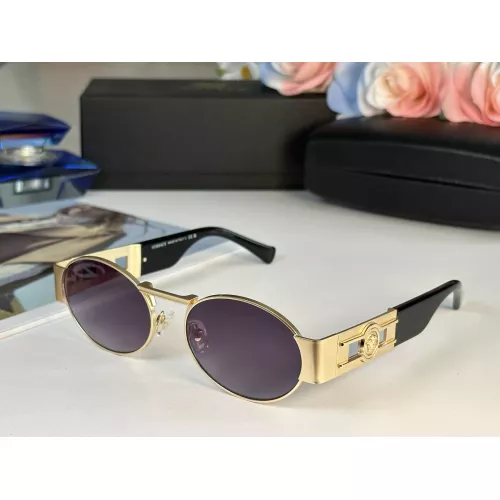 Versace AAA Quality Sunglasses #1296334