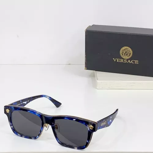 Versace AAA Quality Sunglasses #1296341