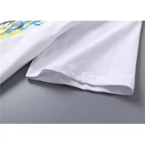 Cheap Versace T-Shirts Short Sleeved For Unisex #1296962 Replica Wholesale [$32.00 USD] [ITEM#1296962] on Replica Versace T-Shirts