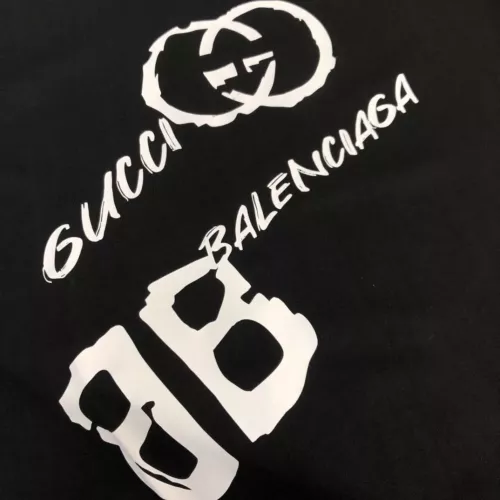 Cheap Gucci T-Shirts Short Sleeved For Unisex #1296972 Replica Wholesale [$32.00 USD] [ITEM#1296972] on Replica Gucci T-Shirts